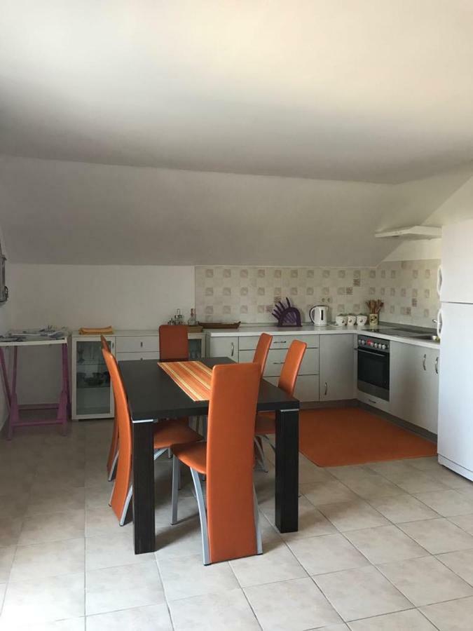 Apartmani Livk Debeljak Ngoại thất bức ảnh